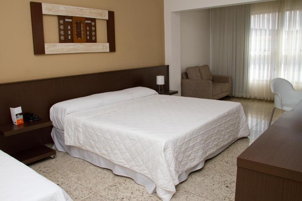 Santorini Hotel Guanhães Pokoj fotografie